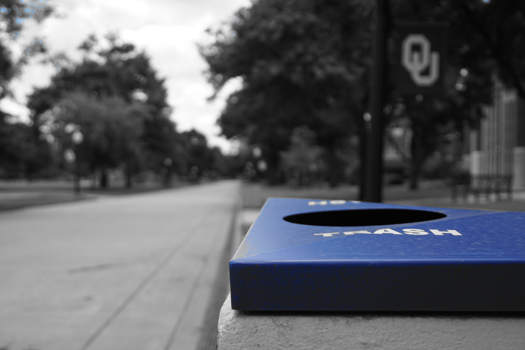 Trash can